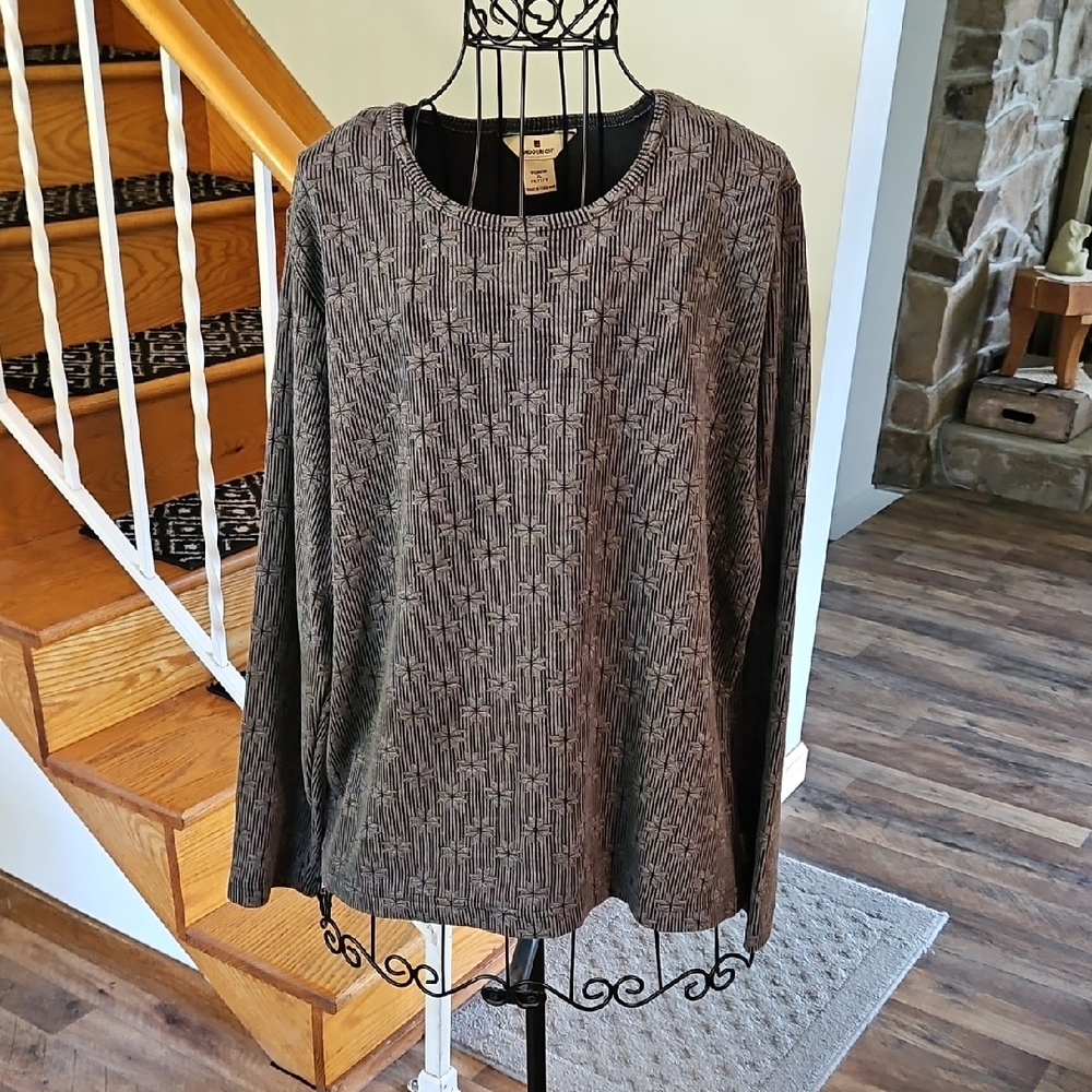 👚Woolrich Women's Gray Patterned Crewneck Sweater